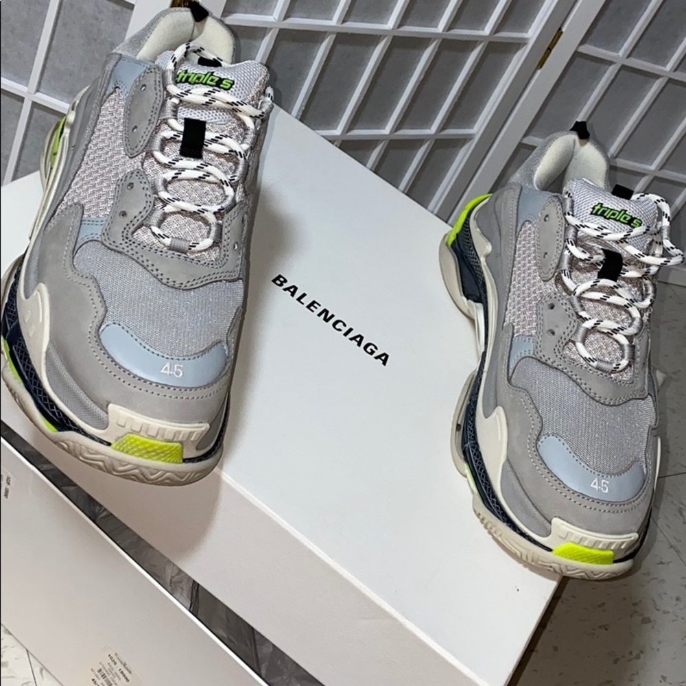 Triple S balenciaga Men sneakers